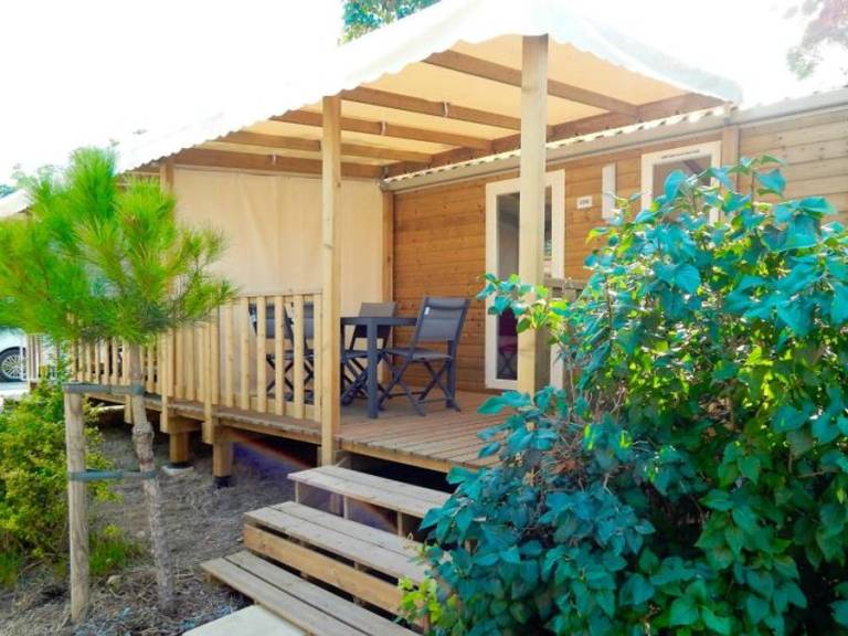 Mobile home with heated pool & patio — photo 5