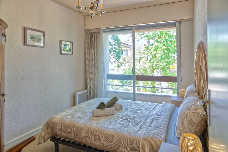 Apartment with 2 rooms for 4 persons — photo 4