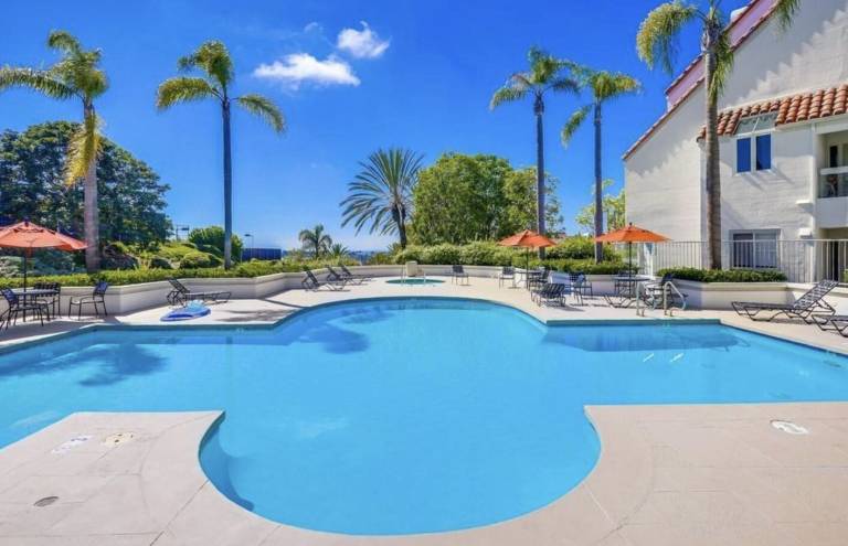 House  Capistrano Beach