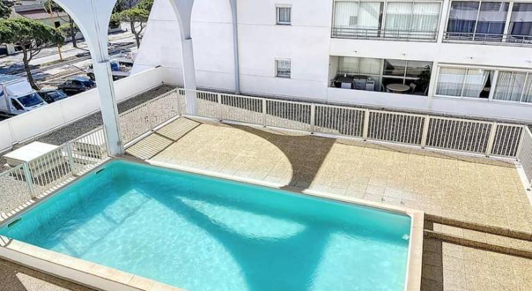 Apartment with pool in Torreilles