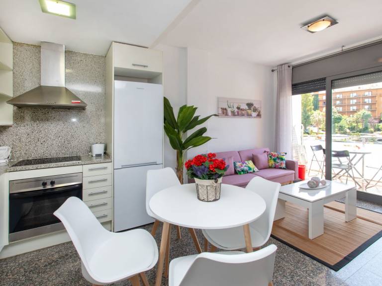 Rental apartment with pool | Close to the beach | Pet-friendly — photo 3