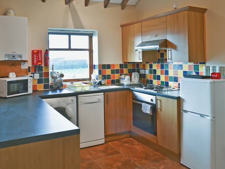Family-friendly nice cottage with garden | River view | Pets are welcome — photo 5