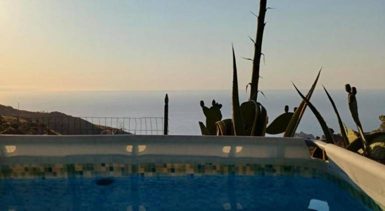 Villa with pool — photo 3