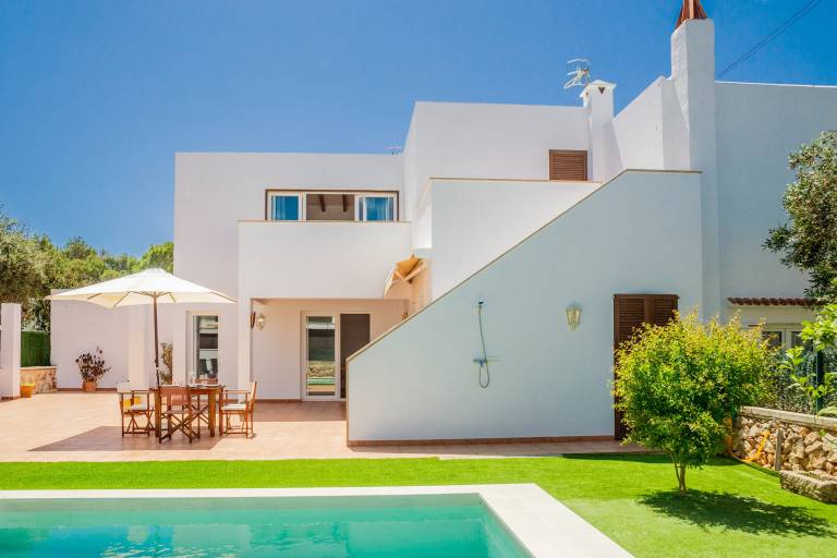 Fully equipped nice villa with garden, BBQ & private pool | Garden view | Beach nearby | Dogs allowed — photo 3