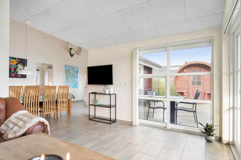 House with patio, sauna & grill — photo 4