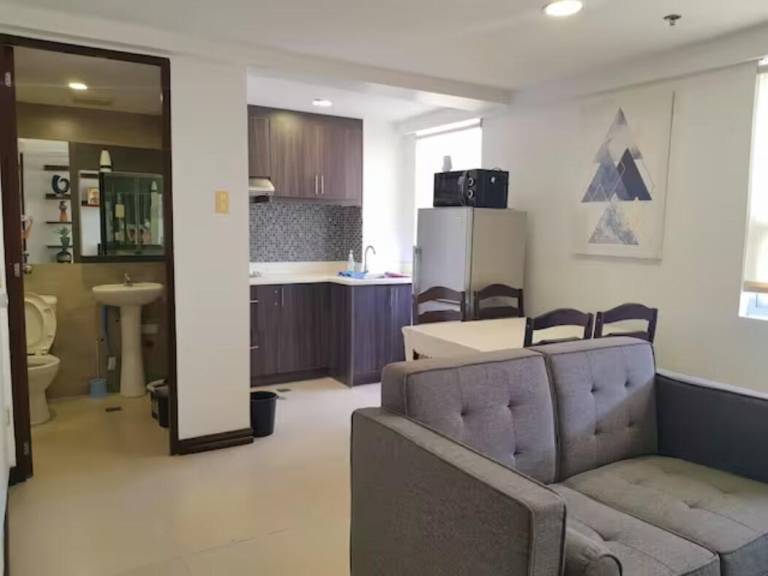 Apartment with pool — photo 4
