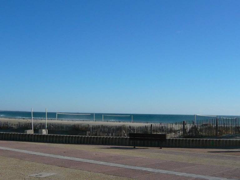 Beautiful holiday apartment | Close to the beach | Pets are welcome in La Grande-Motte