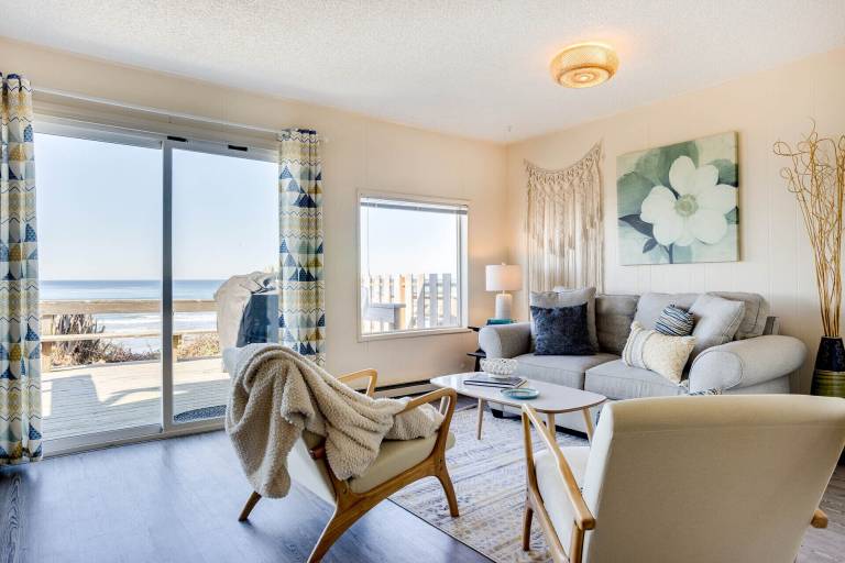 Condo Newport