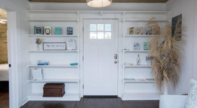 Beautiful house | Pet-friendly in Ocean Springs, MS