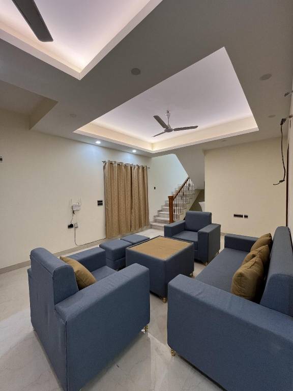 Pleasant villa with patio | Pet-friendly — photo 2