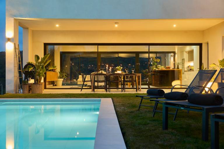 Vacation home with grill — photo 2