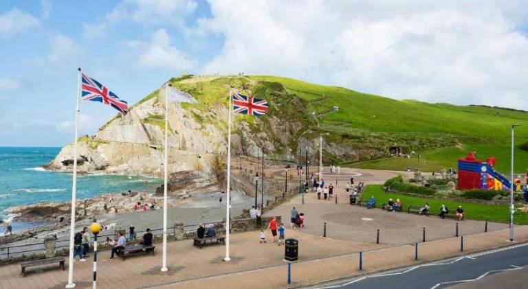 Beautiful house | Close to the beach | Pets allowed in Ilfracombe