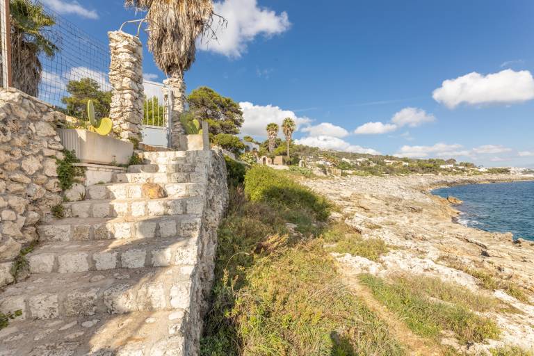 Apartment with barbeque & garden | Sea view — photo 4