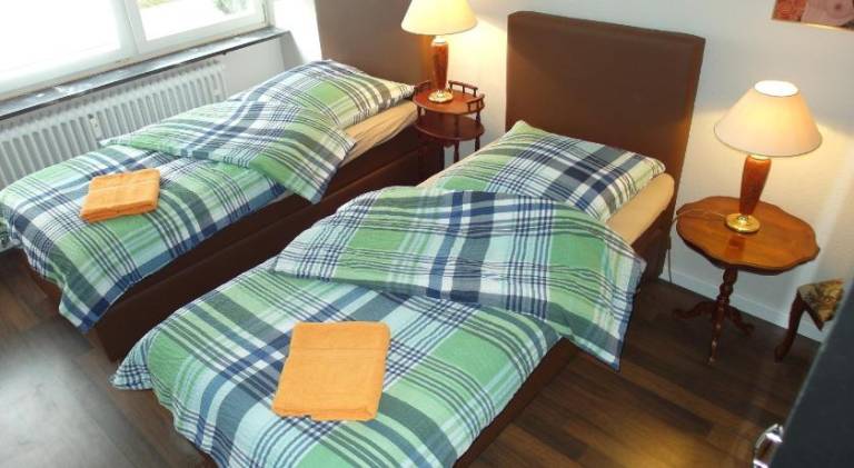 Rental apartment with 2 rooms for 4 persons in Darmstadt
