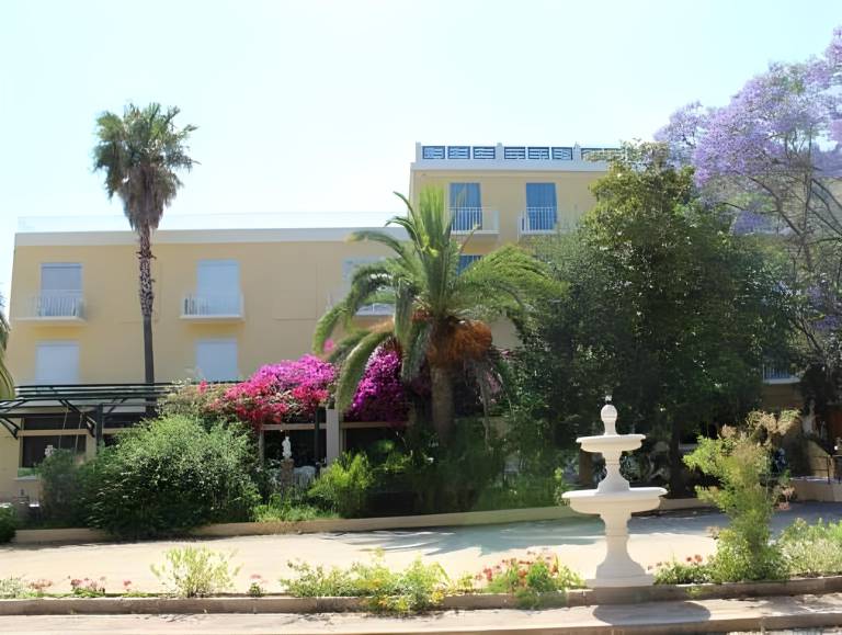Hotel "Castellu" in Lucciana