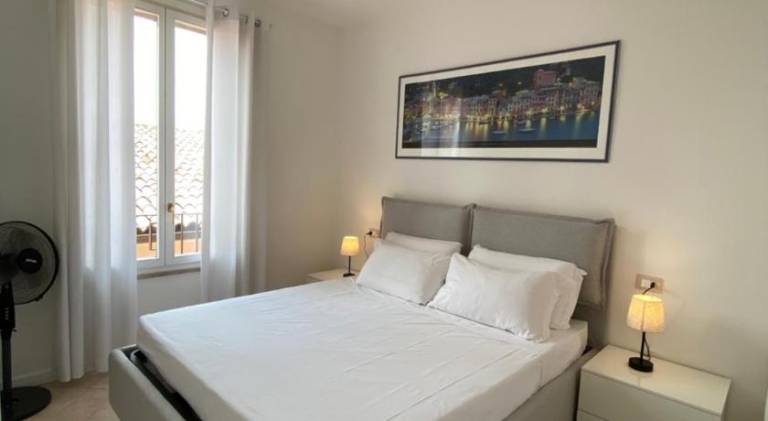 Holiday apartment with 1 room for 3 persons in Desenzano del Garda