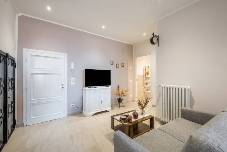 Apartment with fast internet | City view — photo 2