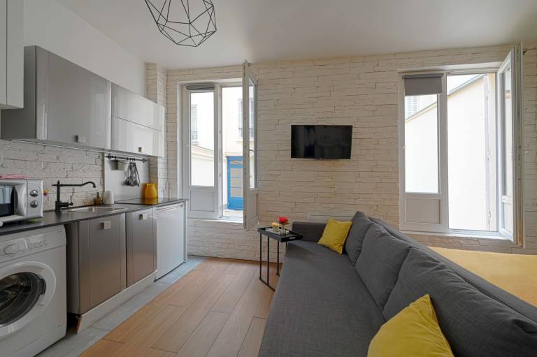 Child-friendly wonderful studio with fast internet | Near Eiffel Tower | Pets allowed — photo 5