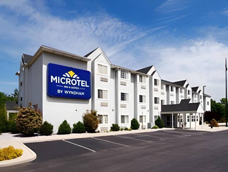 Microtel Inn & Suites by Wyndham Hagerstown by I 81