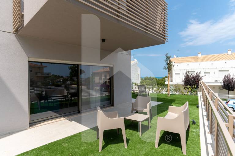 Pleasant apartment with pool | Beach view | Close to the beach | Pets are welcome — photo 2