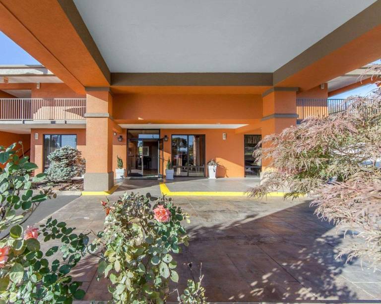 Quality Inn Johnson City near Downtown — photo 5