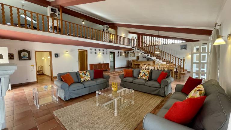 Villa with yard, patio & barbeque — photo 2