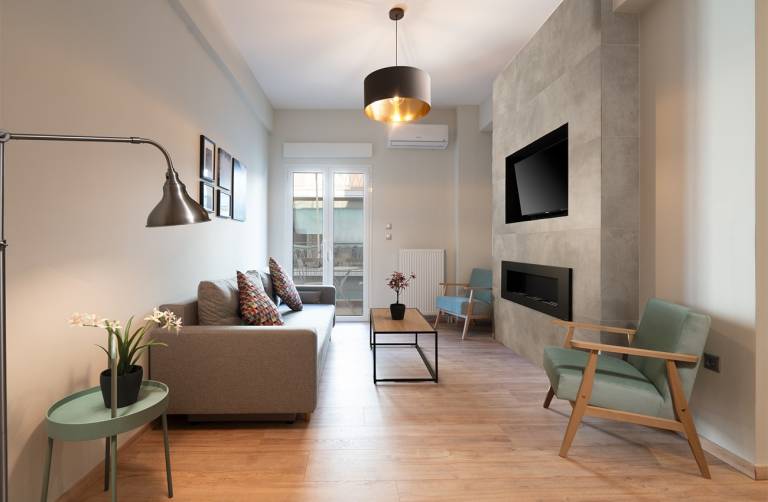 LIV Cozy Urban Apartment in Pagrati