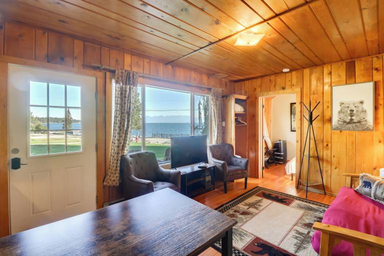 Cabin Lakeside