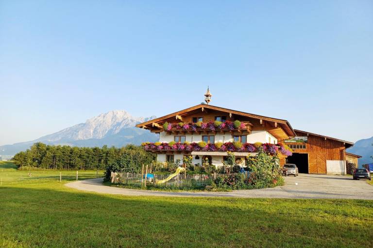 Ferienwohnung mit Hund in Saalfelden am Steinernen Meer, Gemeinde Saalfelden am Steinernen Meer für max. 6 Personen Ferienwohnung mit Hund in Saalfelden am Steinernen Meer, Gemeinde Saalfelden am Steinernen Meer für max. 6 Personen