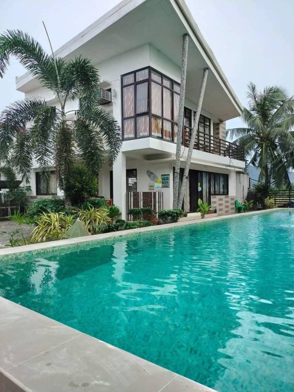 House with pool, sauna & barbeque | Perfect for remote work | Pet-friendly — photo 2