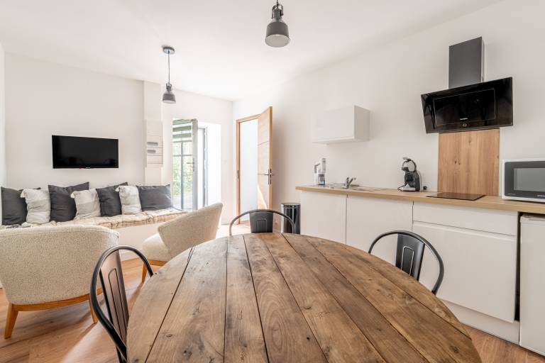 House with 1 room for 2 persons in Cholet