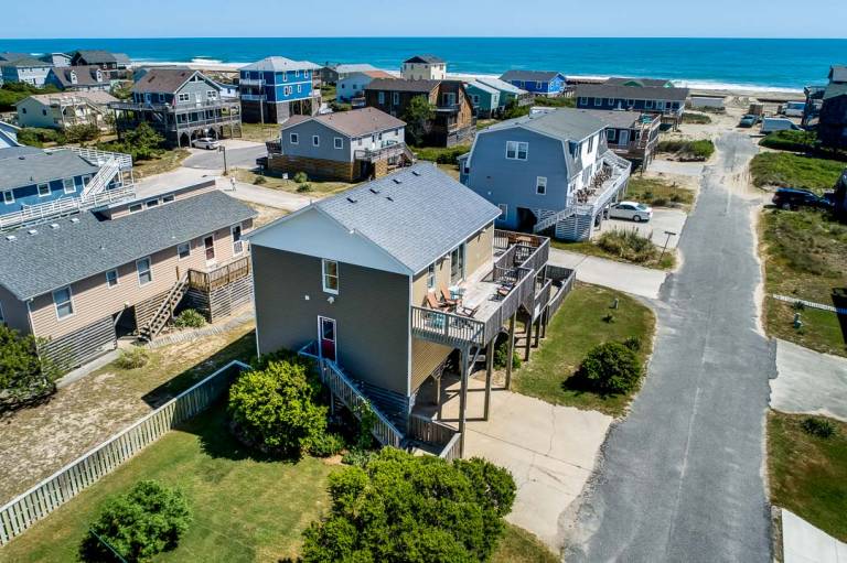 Beachcomber's Paradise 295 ft from the beach Dog Friendly, Private Pool, Hot Tub Nags Head — photo 2