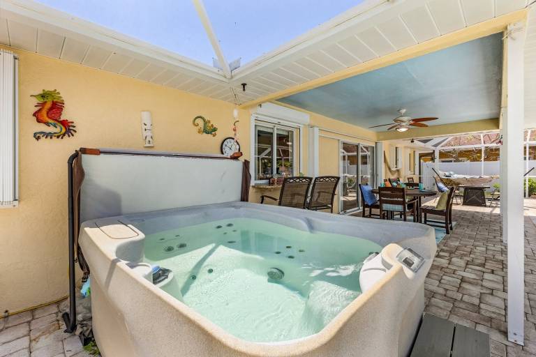 Adventure Awaits, Heated Pool & hot Tub - Cowboy Cabana - Roelens — photo 2