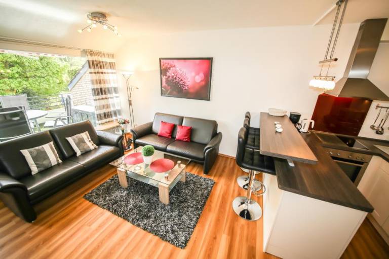 Fully equipped holiday apartment with private pool | Sea view | Beach nearby | Pet-friendly — photo 3