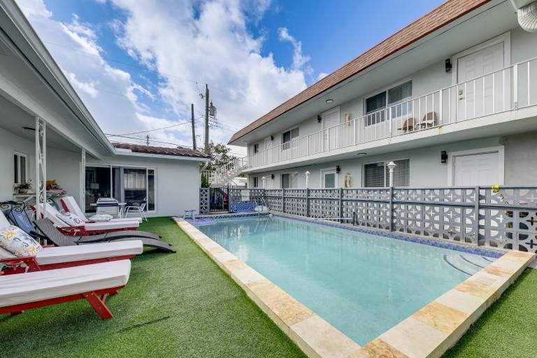 Pool Access, 1 Mi to Pier! Pompano Beach Condo in Pompano Beach, FL