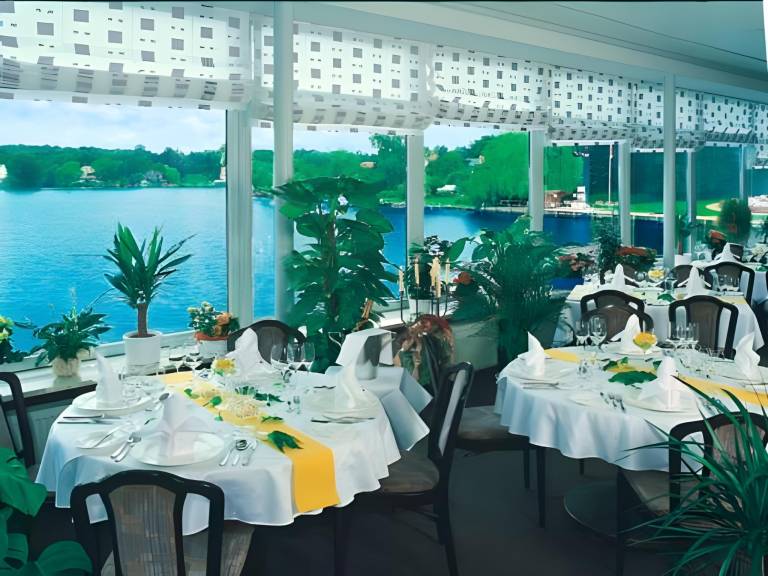 Restaurant und Hotel Zum Weissen Ross — photo 2