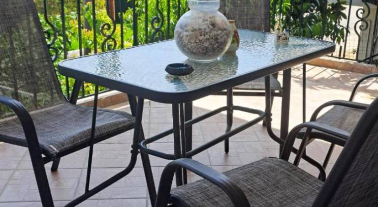 Holiday apartment with patio — photo 3