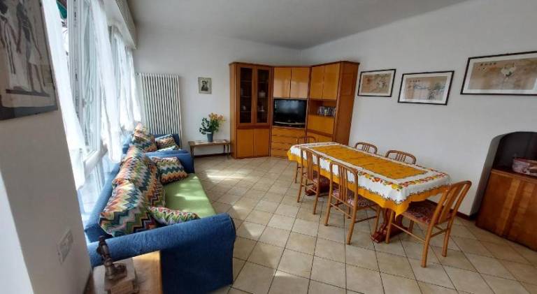 Apartment with garden & terrace — photo 4