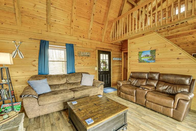 Lake Cumberland Log Cabin Near 3 Boat Ramps — photo 5