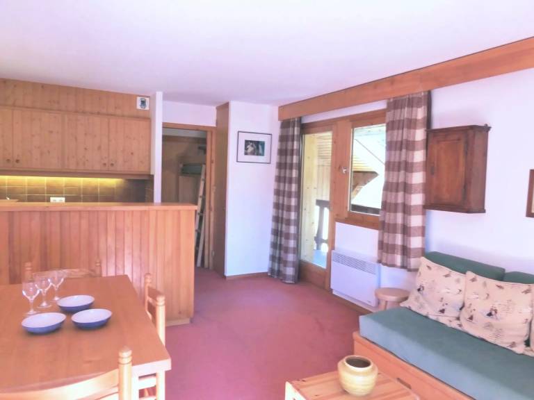 Residence Les Dauphinelles - 2 rooms cabin for 4/6 people located in Méribel Altiport near the ski slopes and golf — photo 2