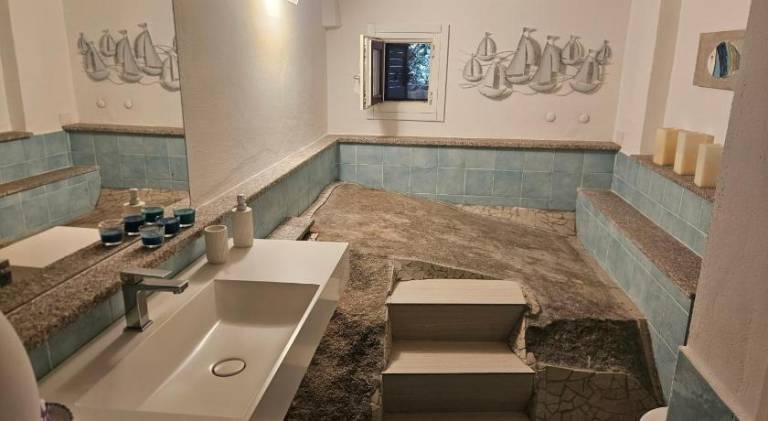 Luxury retreat — photo 2