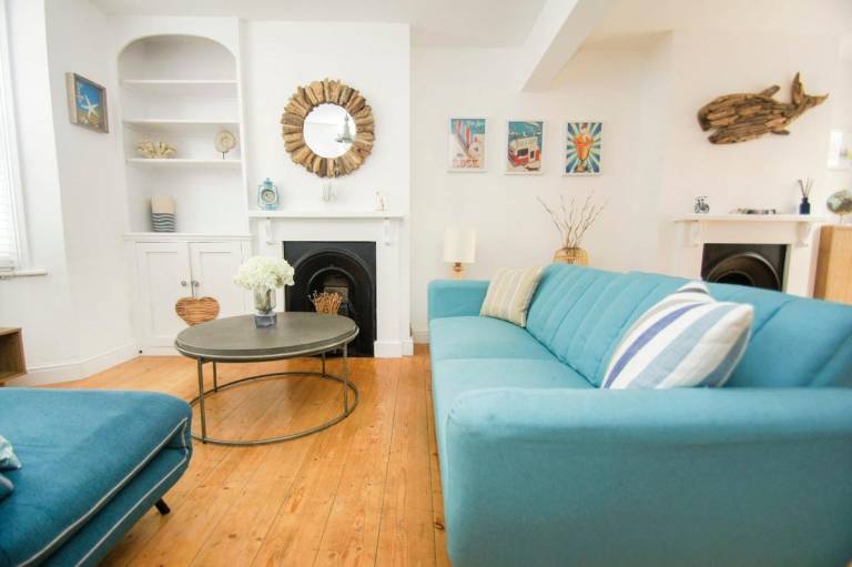 Vacation home with yard | Next to British Airways i360 | Next to the beach | Suitable for remote work | Pet-friendly in Brighton