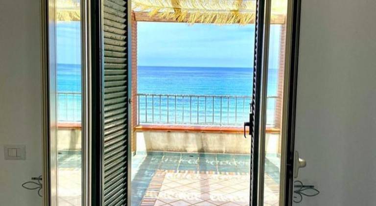 Rental apartment with 2 rooms for 6 persons in Perdifumo