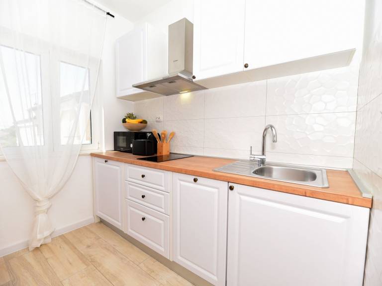 Holiday apartment with patio | Close to the beach | Pet-friendly — photo 5