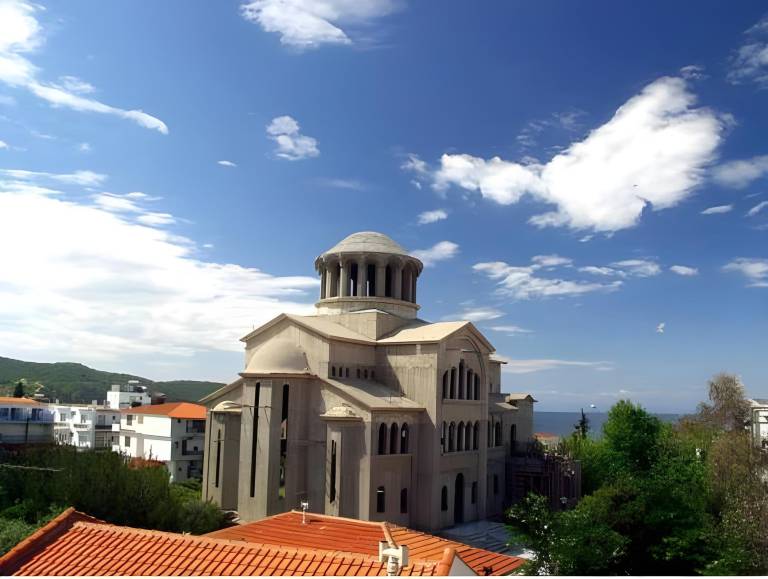 Beautiful rental apartment with patio | Beach nearby | Pets are welcome in Thasos