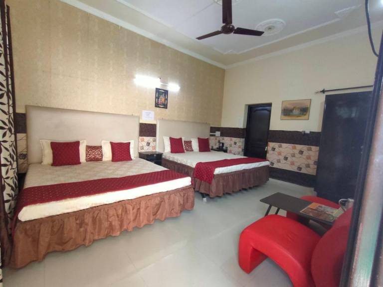 New Chandigarh Holiday Home