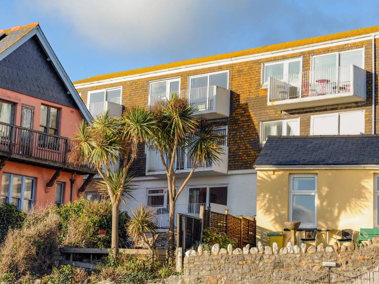 Cabin  Lyme Regis