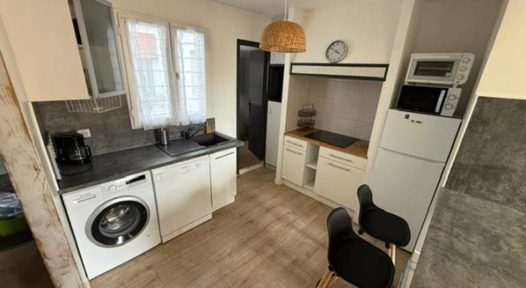 Holiday apartment with 2 rooms for 5 persons in Narbonne