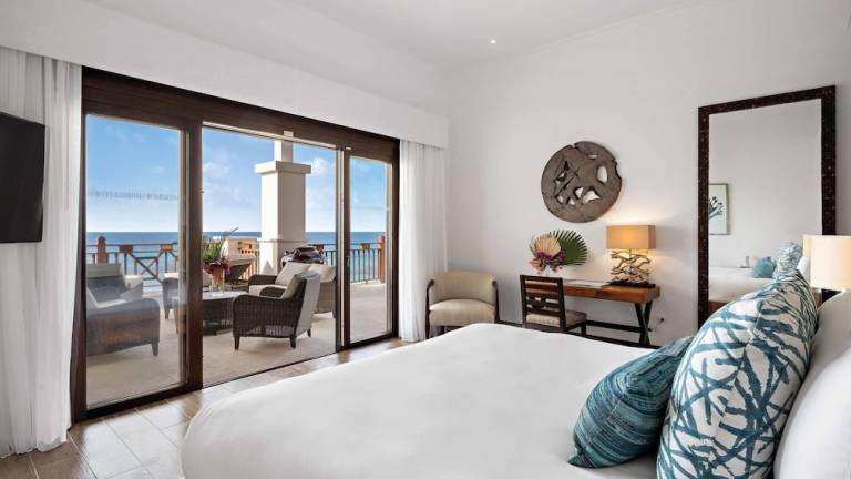 Resort  Shoal Bay