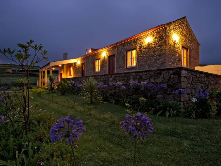 Casa da Fonte Historisches Steinhaus auf den Azoren